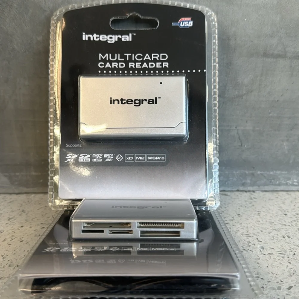Intergal Multi-Slot USB-A Card Reader